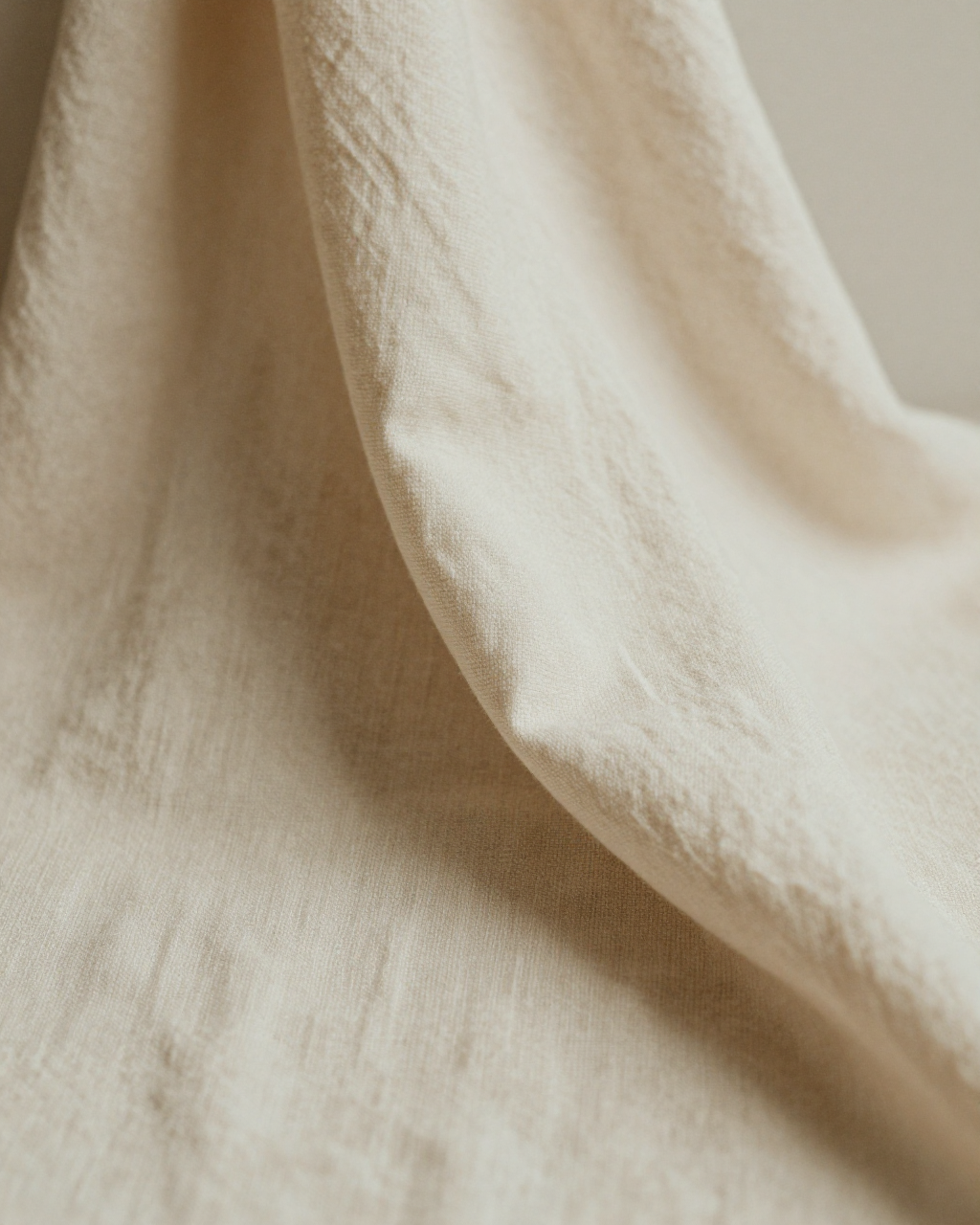 London Roman Shade — fabric detail